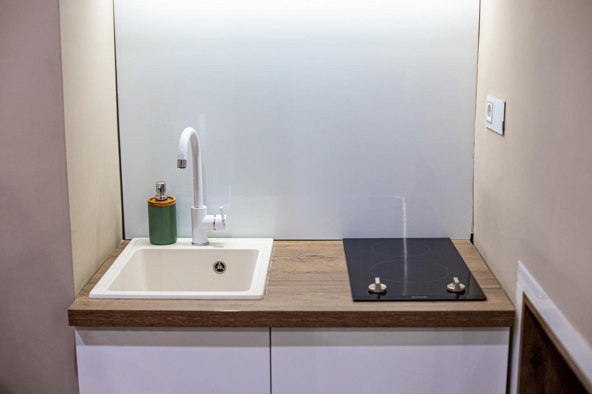 Venus Apartment With Jacuzzi And Sauna - City Center 베오그라드 외부 사진