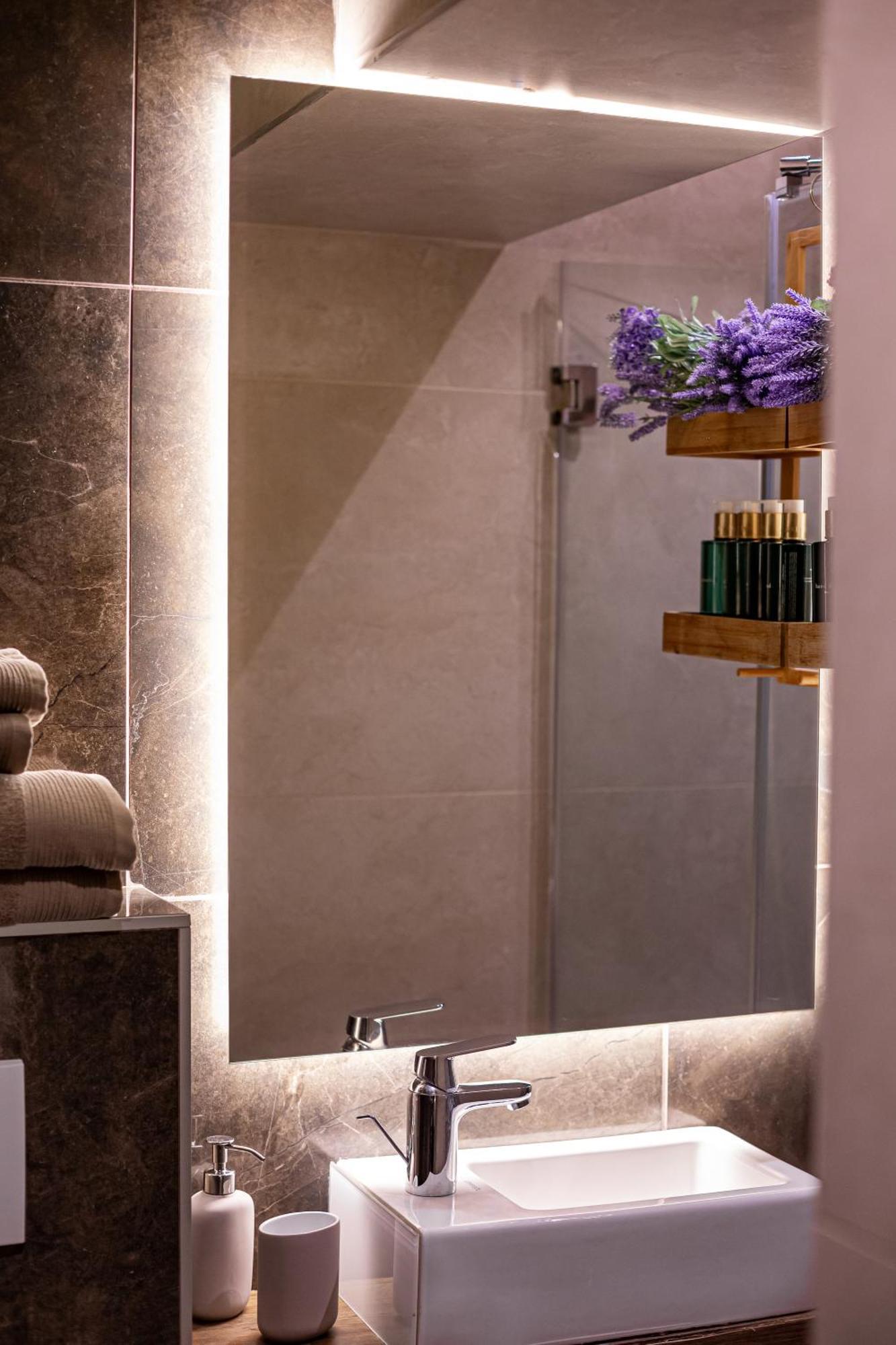 Venus Apartment With Jacuzzi And Sauna - City Center 베오그라드 외부 사진