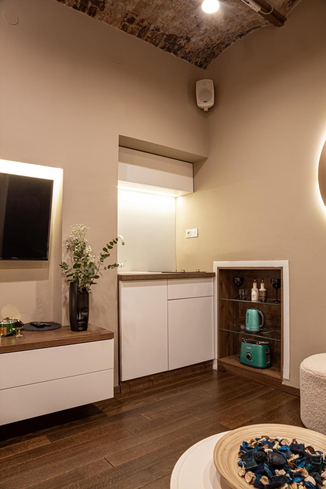 Venus Apartment With Jacuzzi And Sauna - City Center 베오그라드 외부 사진