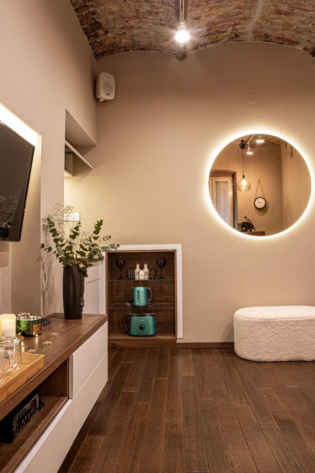 Venus Apartment With Jacuzzi And Sauna - City Center 베오그라드 외부 사진